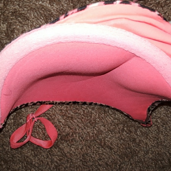 Super duper push up vs bra before /after pics - Picture 3 of 8